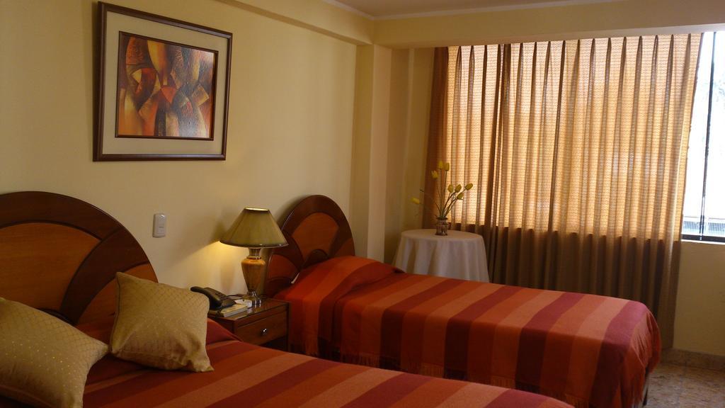 Copacabana Hotel Tacna Exterior foto