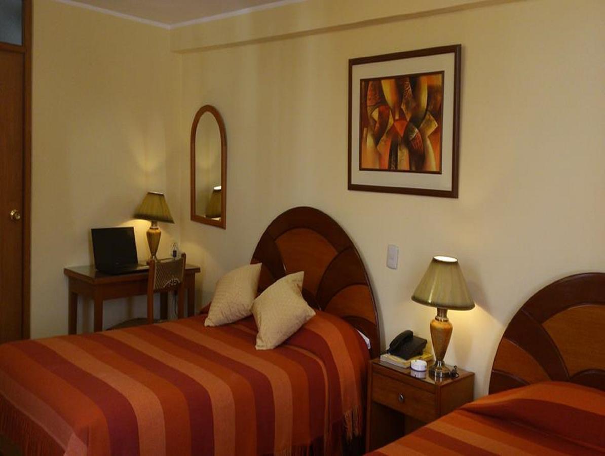 Copacabana Hotel Tacna Exterior foto